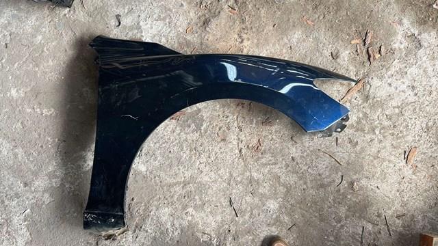 Переднє праве крило GHP952111A MAZDA