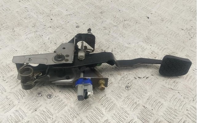 Педаль гальма GJ6A43300B MAZDA
