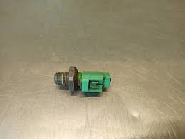 Датчик тиску масла LF0118501 MAZDA