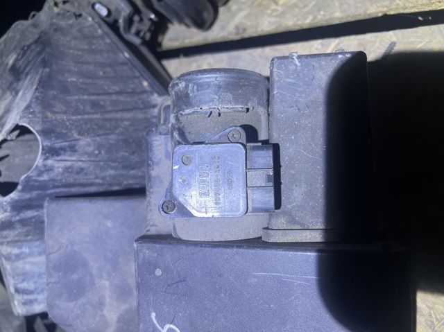 Датчик повітря на впуску ZL0113215 MAZDA