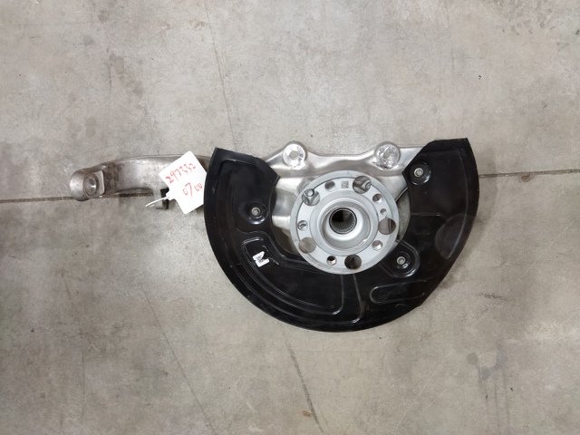 Цапфа поворотного кулака A2973320700 MERCEDES