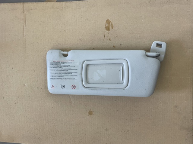 Козирок сонцезахисний 964001446R RENAULT