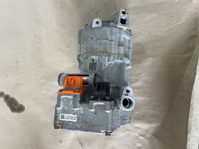Компресор системи кондиціювання 97729CV400 HYUNDAI