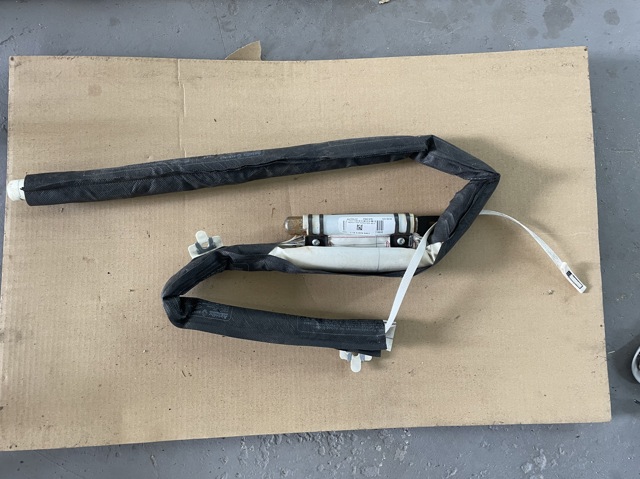 Подушка безпеки, збоку ліва айрбег 985P15305R RENAULT