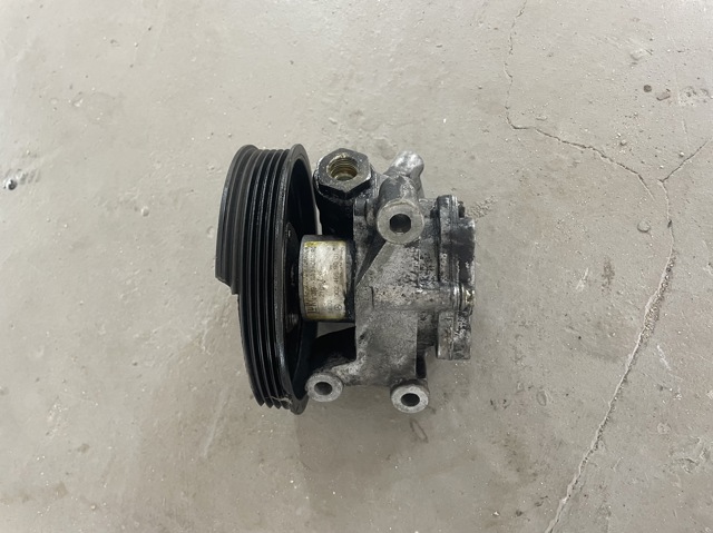 Насос рульового механізму A0024669001 MERCEDES