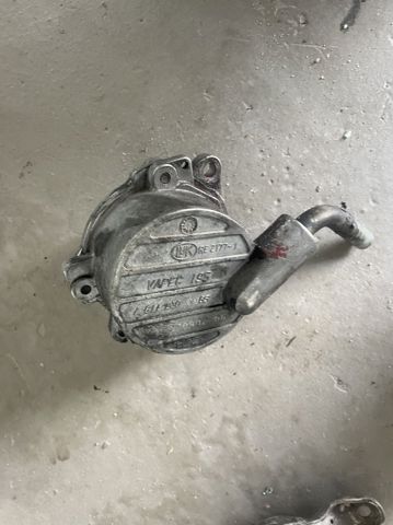 Насос вакуумний A6112300065 MERCEDES