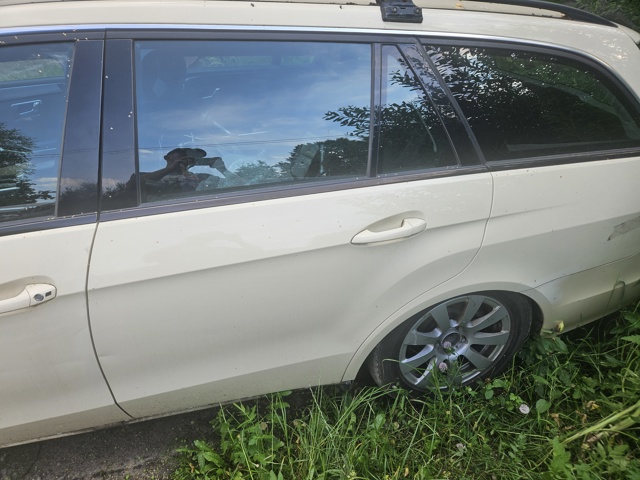 Ручка дверей правих, зовнішня, перед/зад A20476002709999 MERCEDES