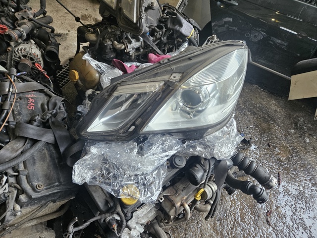 Блок фара ліва A2128208161 MERCEDES