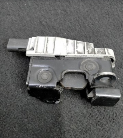 Замок капота A2128800160 MERCEDES