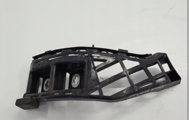 Кронштейн бампера заднього, правий A2128850865 MERCEDES