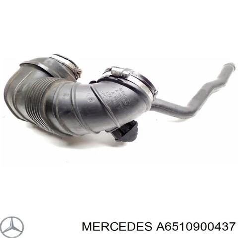 Патрубок повітряний, вихід повітряного фільтра A6510900437 MERCEDES