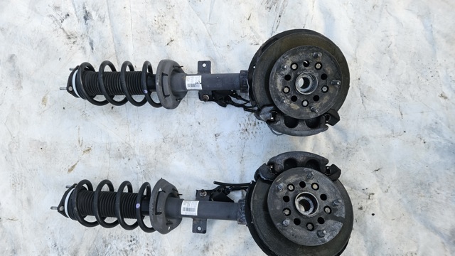 Стійка передня KK3118045DB FORD