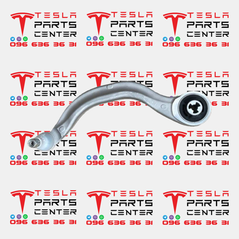 Правий важіль передній нижній підвіски 104435900A TESLA