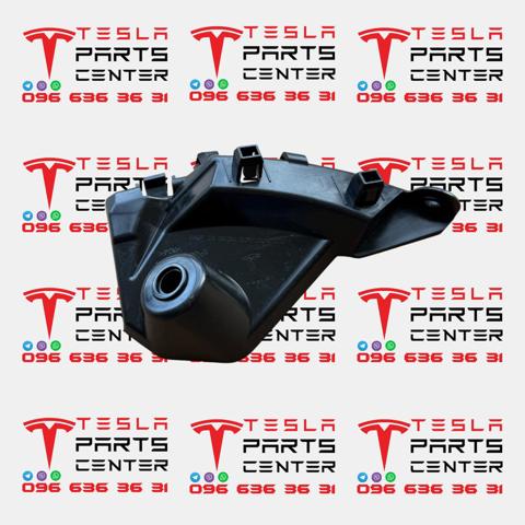 Кронштейн бампера переднього, зовнішній правий 109579400B TESLA