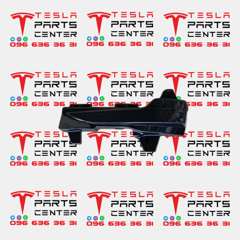 Заглушка ПТФ бампера переднього права 149002200A TESLA