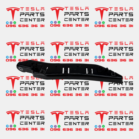 Кронштейн бампера переднього, зовнішній правий 149377100B TESLA