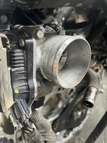 Дросільна заслінка в зборі 351002M329 HYUNDAI