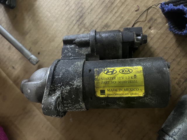 Стартер 361002E551 HYUNDAI