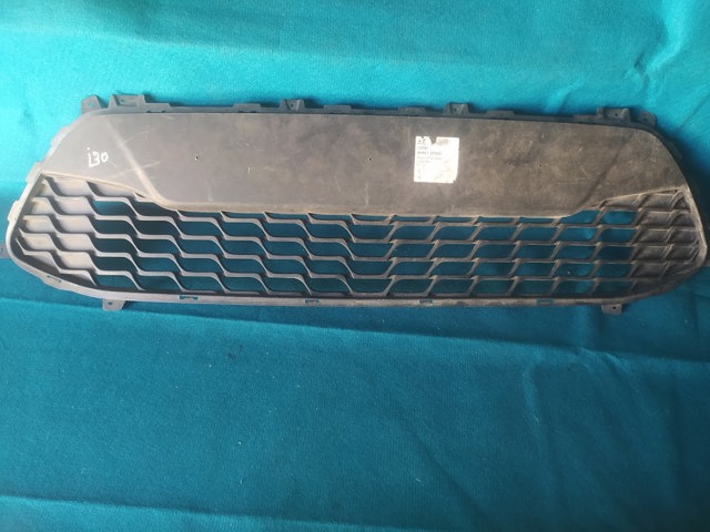 Решітка бампера нижня 865612R500 HYUNDAI