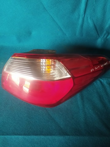 Фара задня права зовнішня 92402A7000 HYUNDAI
