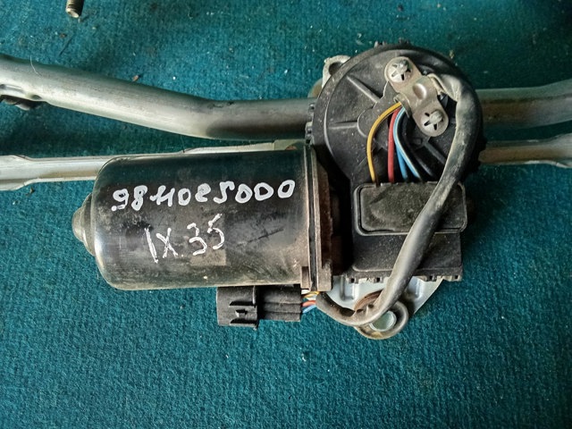 Мотор склоочисника передній 981102S000 HYUNDAI