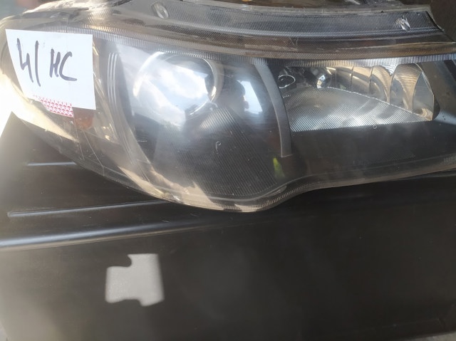 Права блок фара E3100022 GM