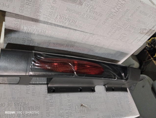 Ліхтар задній лівий Opel Vivaro A