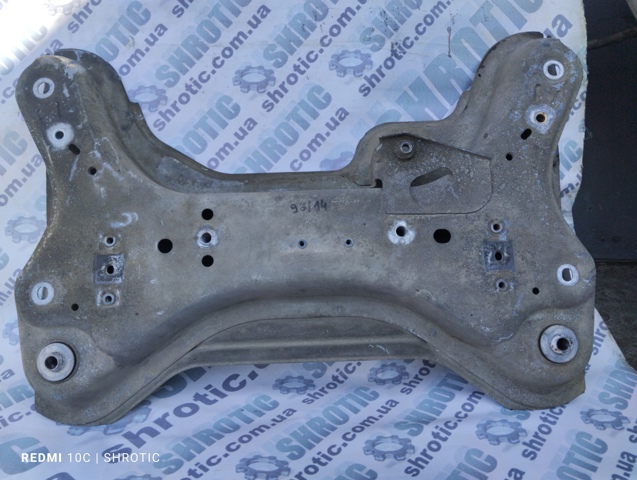 Балка передньої підвіски, підрамник Опель Віваро A