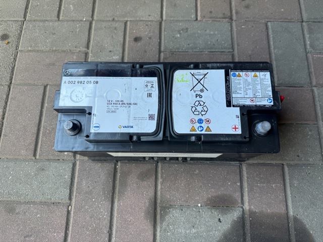 Авто акумулятор 0029820508 MERCEDES