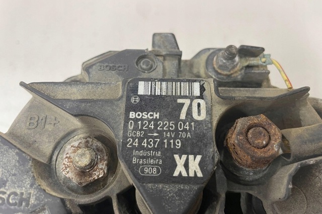Авто генератор 0124225041 OPEL