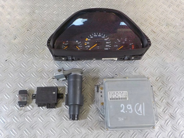 Блок керування контролю тяги (ETS) 0195454732 MERCEDES