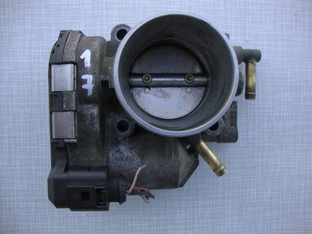 Блок дросельної заслінки 036133062D VAG