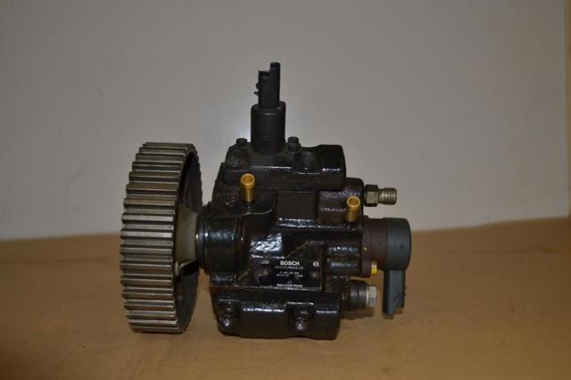 Насос паливний високого тиску (ПНВТ) - DIESEL 0445010162 BOSCH