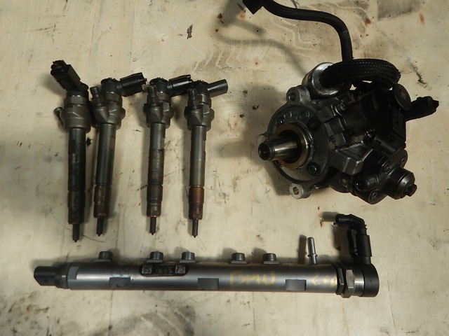 Форсунка паливна 0445110289 BMW