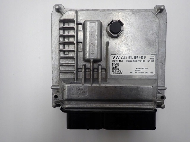 Модуль управління двигуном 04L907445 VAG