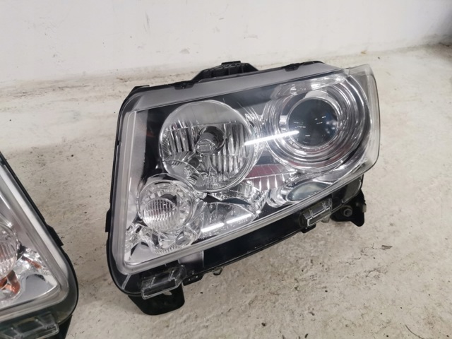 Фара ліва передня 05182553AD CHRYSLER