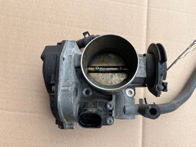 Блок дросельної заслінки 06A133066E VAG