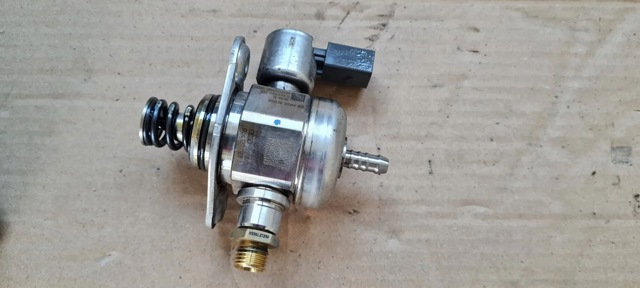 Насос паливний високого тиску (ПНВТ) - DIESEL 06K127028J VAG