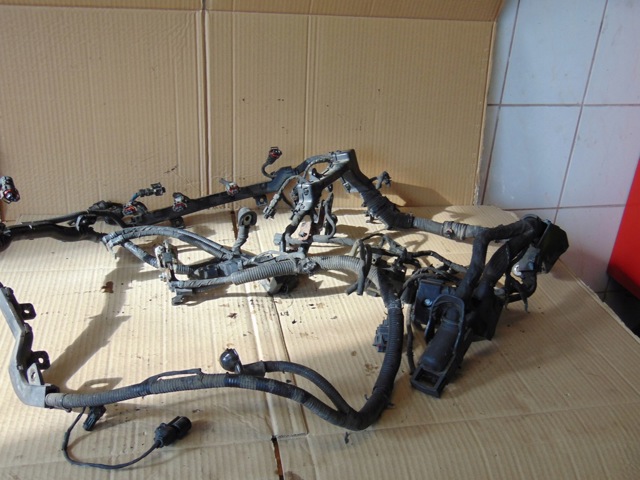 Клапана і штовхачі 070512 HYUNDAI