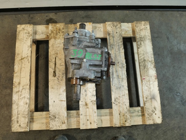 Коробка роздавальна 0A6409053AJ VAG
