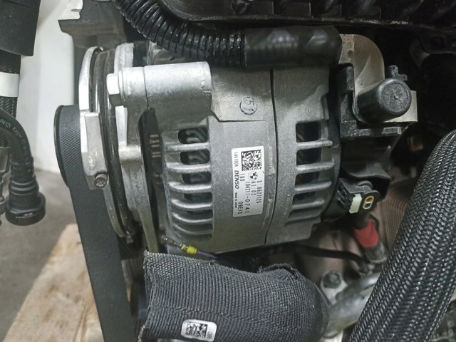 Генератор автомобільний 12318627125 BMW