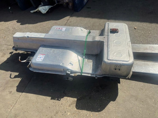 Акумулятор для авто 12E915590E VAG