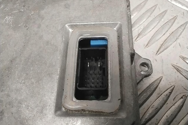 ЕБУ ксенону 1307329074 BMW