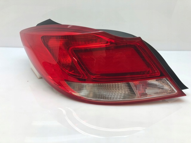 Ліхтар задній лівий 13279627 OPEL