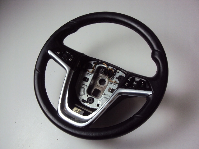 Руль 13351029 OPEL