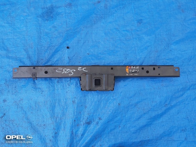 Датчик Ейрбег передній 13504470 OPEL