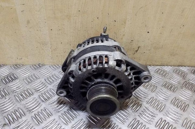 Авто генератор 13579114 GM