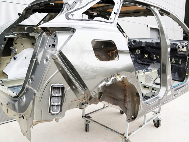 Бічна частина задні праві 1617343380 PEUGEOT