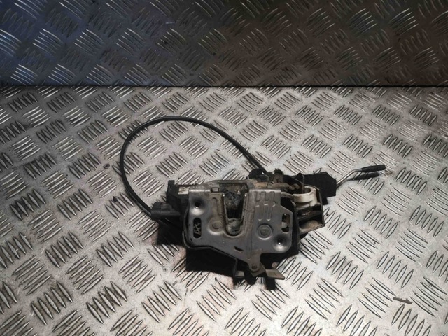 1637200835 Mercedes