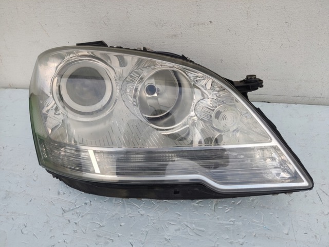 Фара правая 1648207061 MERCEDES